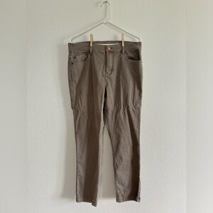 Mugsy classic fit Jeans, 35x30- Bucks (tan) color